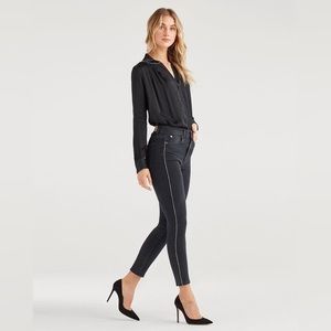 SALE 30% OFF | 7 For All Mankind Vintage Ankle Skinny w/ Snake Piping